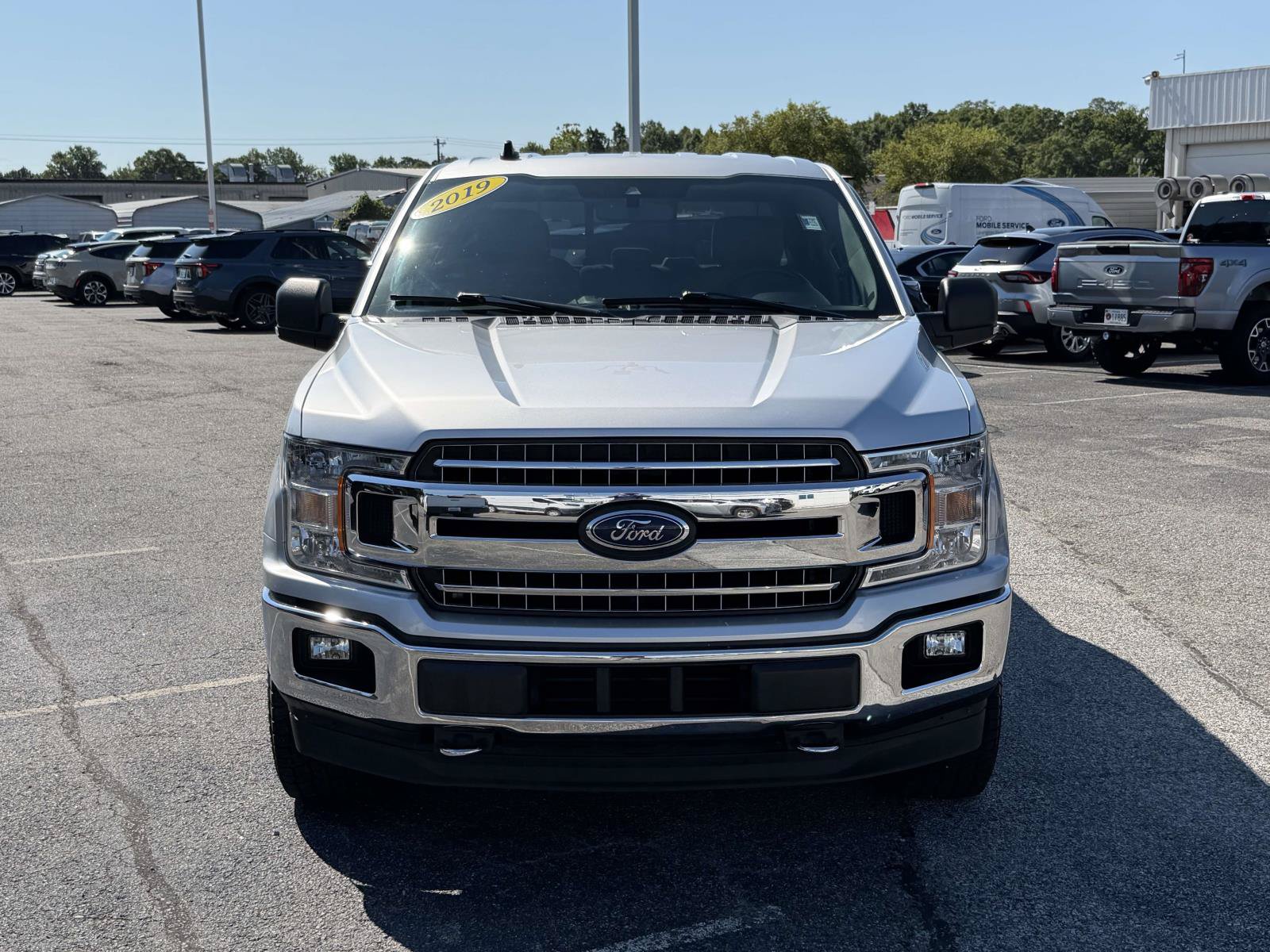 Used 2019 Ford F150 XLT w/ Equipment Group 302A Luxury AWD/4WD image 6