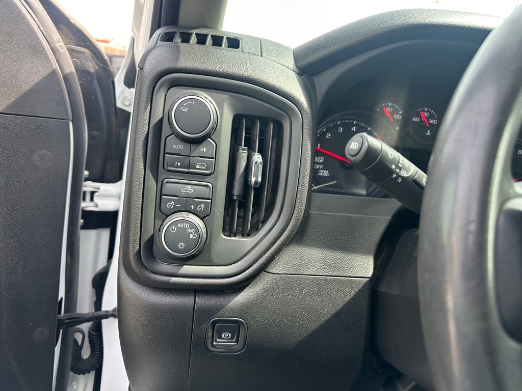 Used 2023 Chevrolet Silverado 1500 Custom AWD/4WD image 13
