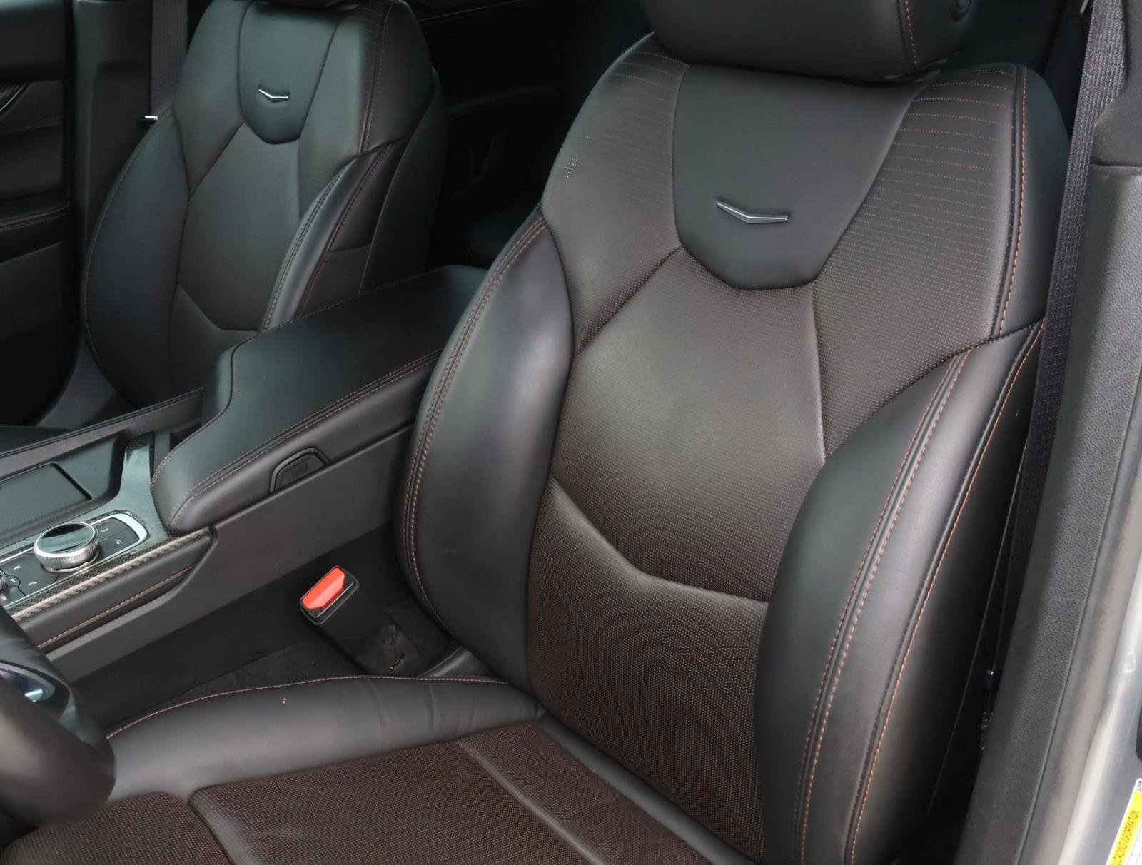 Used 2023 Cadillac CT5 V w/ Premium Package RWD image 12