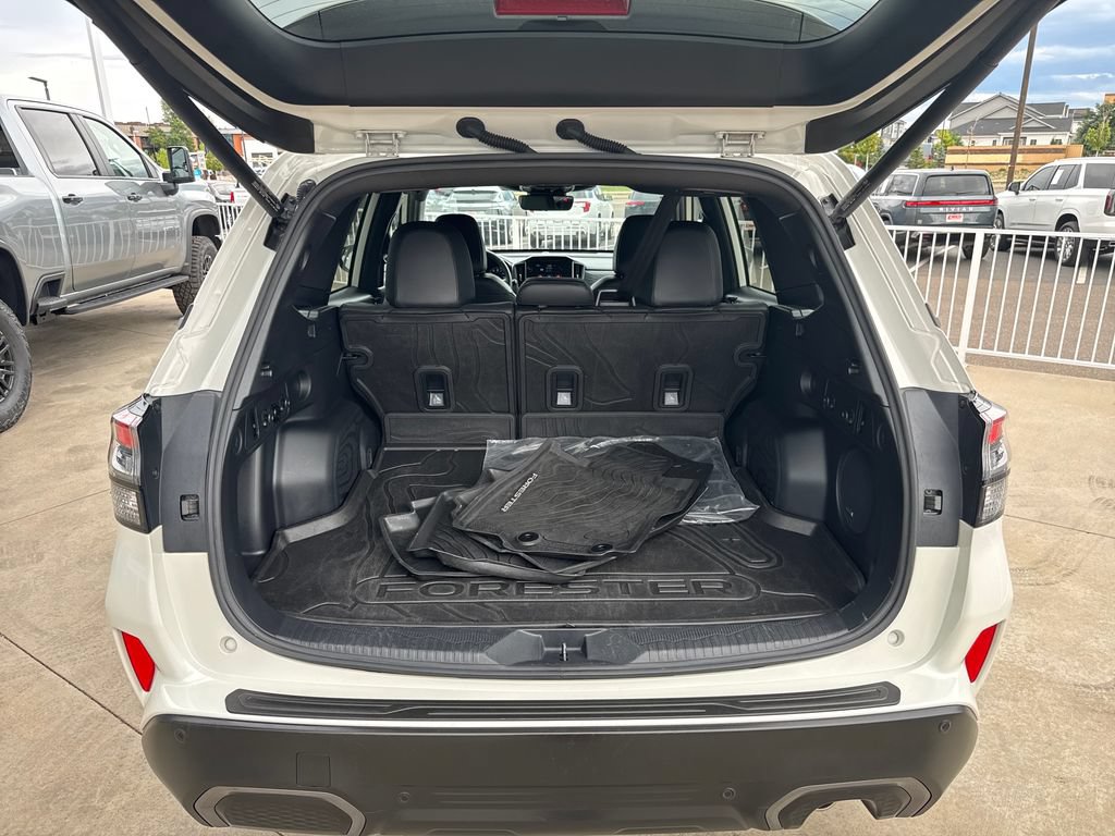 Used 2025 Subaru Forester Limited w/ Popular Package #2 AWD/4WD image 25