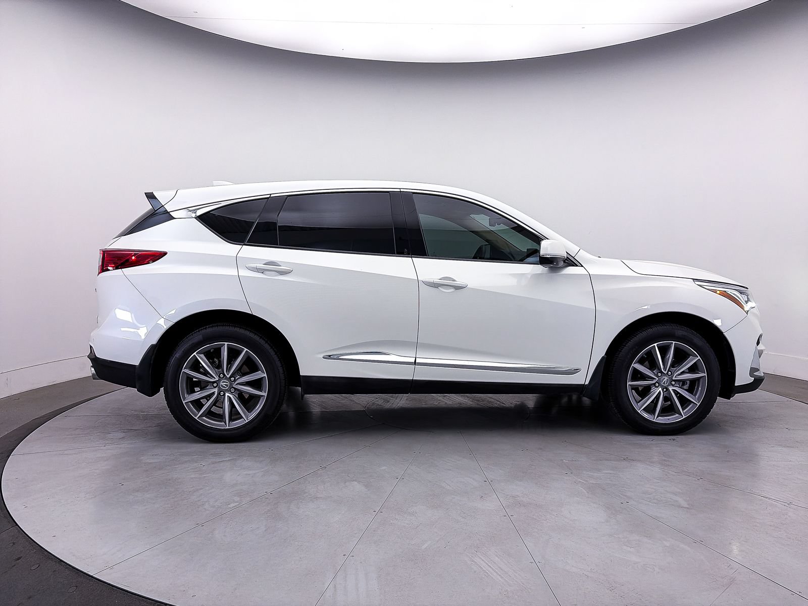 Used 2019 Acura RDX w/ Technology Package FWD image 43