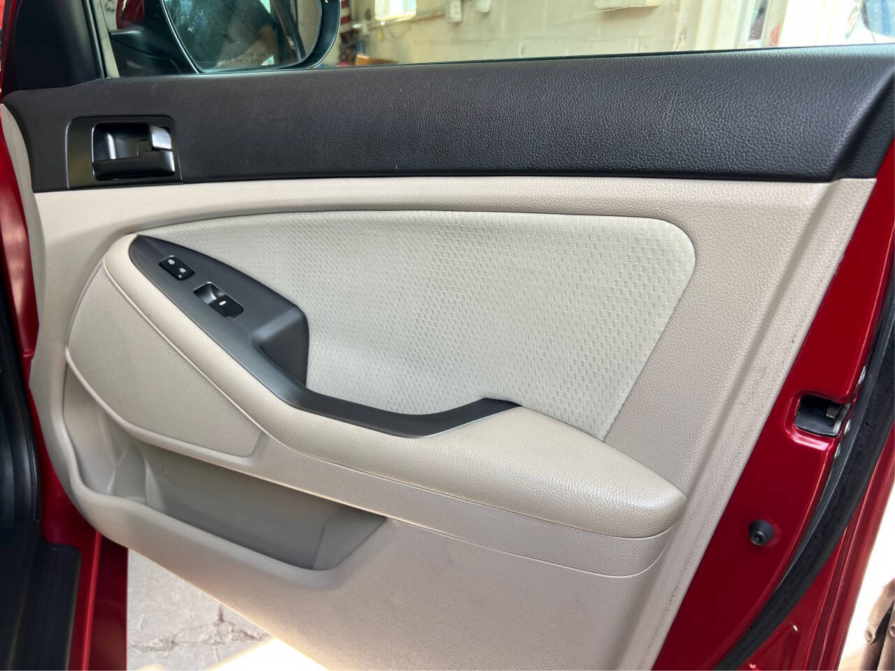 Used 2013 Kia Optima LX FWD image 18