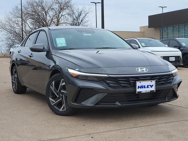 New 2026 Hyundai Elantra Limited