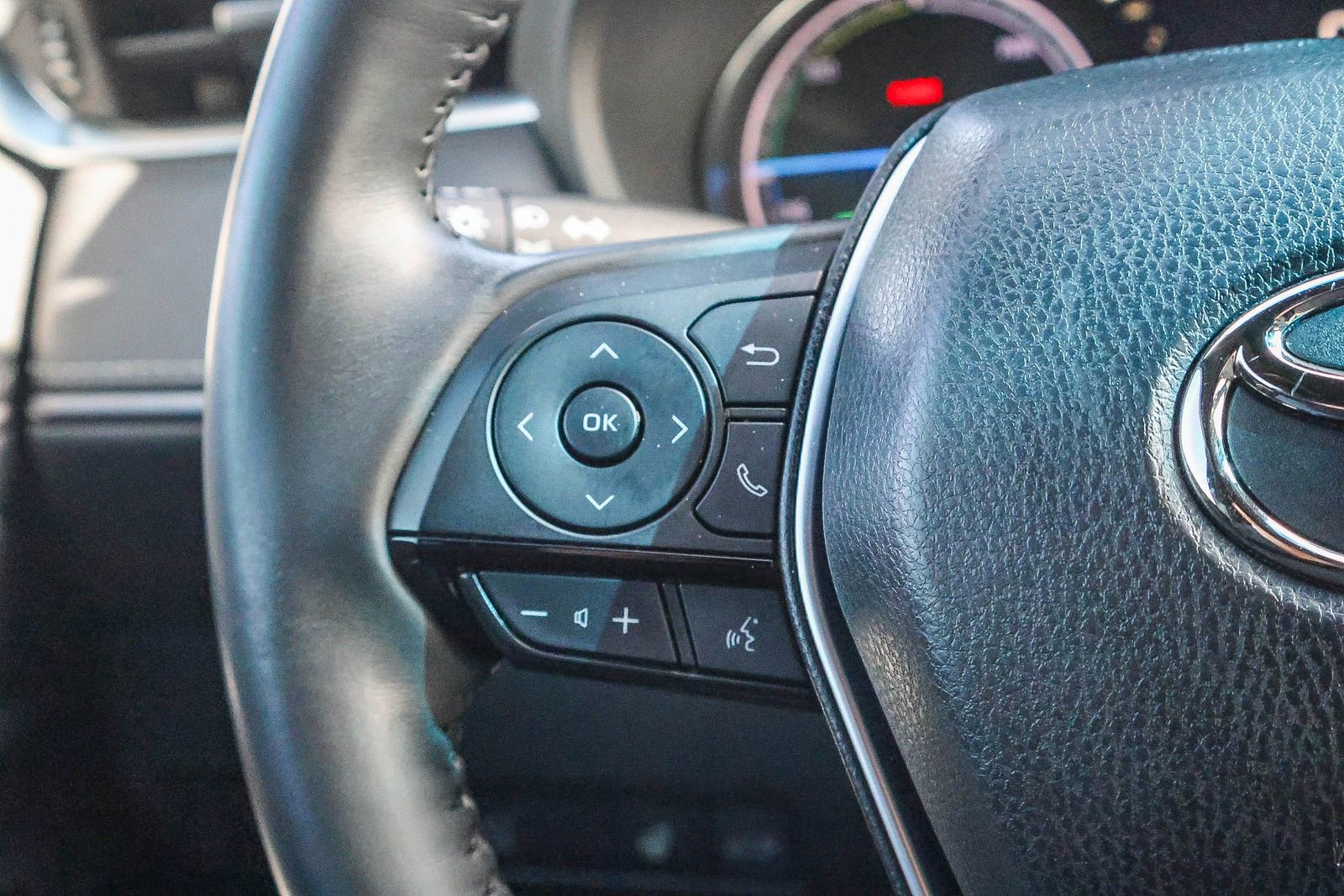 Used 2021 Toyota Venza Limited w/ Advanced Technology Package image 36