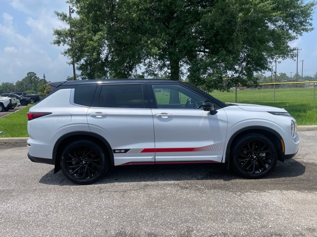 Used 2024 Mitsubishi Outlander Ralliart AWD/4WD image 8