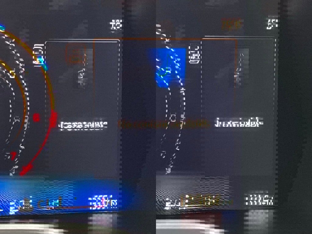 Used 2024 Chevrolet Colorado LT w/ LT Convenience Package image 15