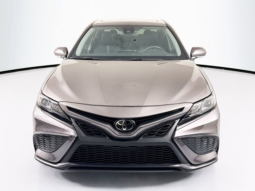 Used 2024 Toyota Camry SE w/ Audio Upgrade Package image 2