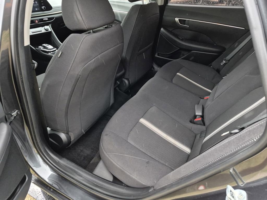 Used 2022 Hyundai Sonata SEL FWD image 13