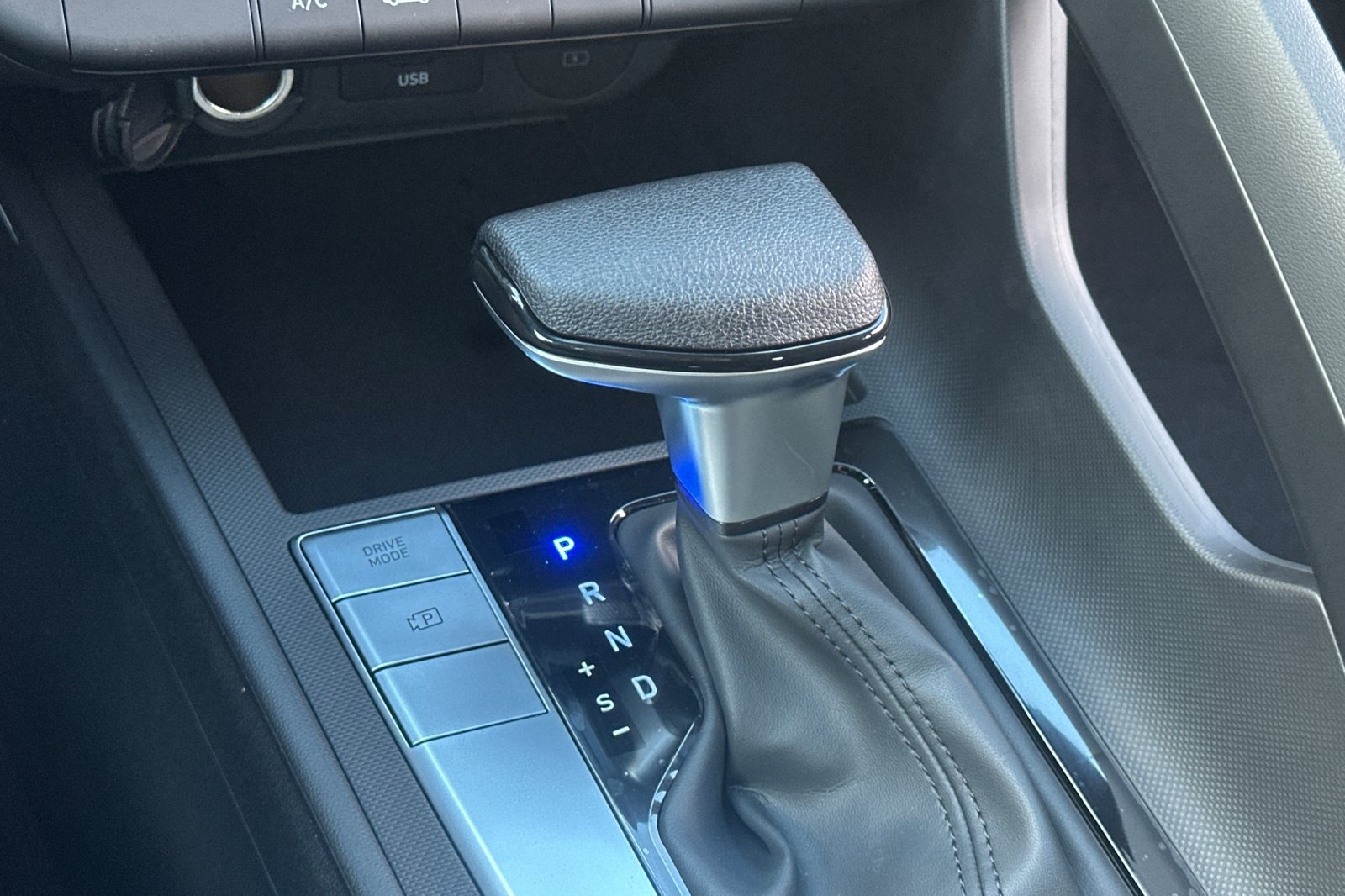 New 2026 Hyundai Elantra SE FWD image 20