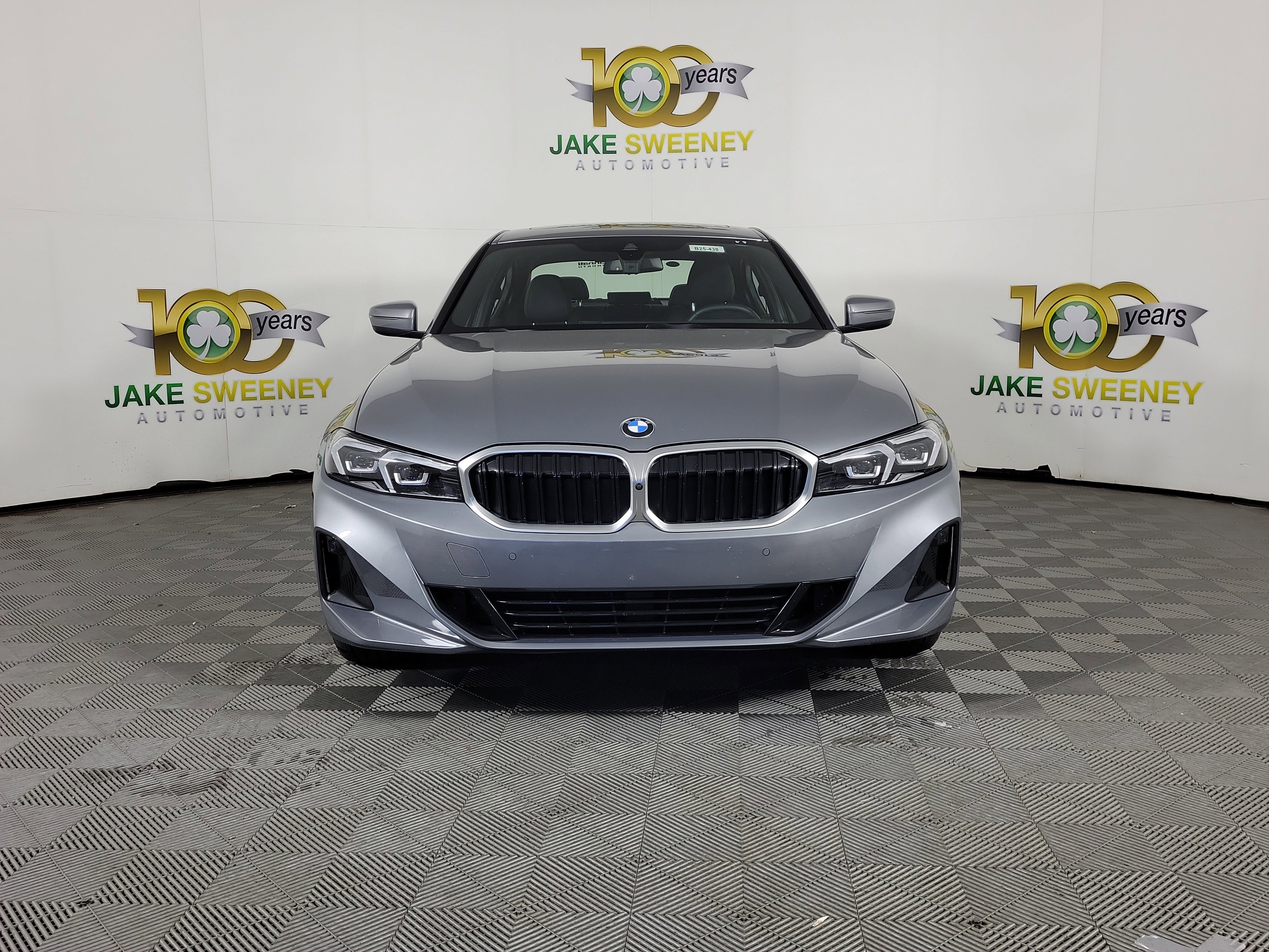 Certified 2025 BMW 330i xDrive Sedan w/ Premium Package image 2