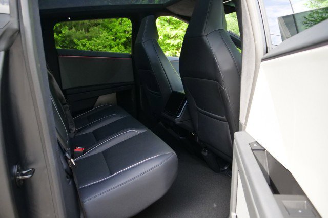 Used 2024 Tesla Cybertruck Cyberbeast AWD/4WD image 37