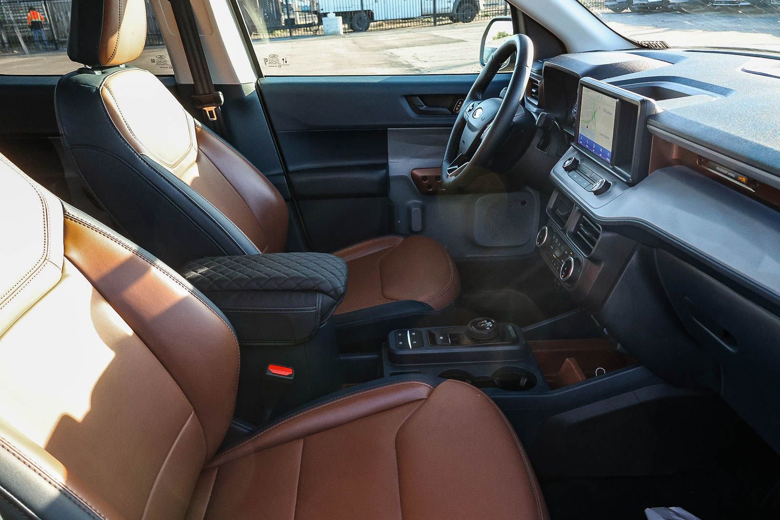 Used 2024 Ford Maverick Lariat w/ 4K Tow Package image 17