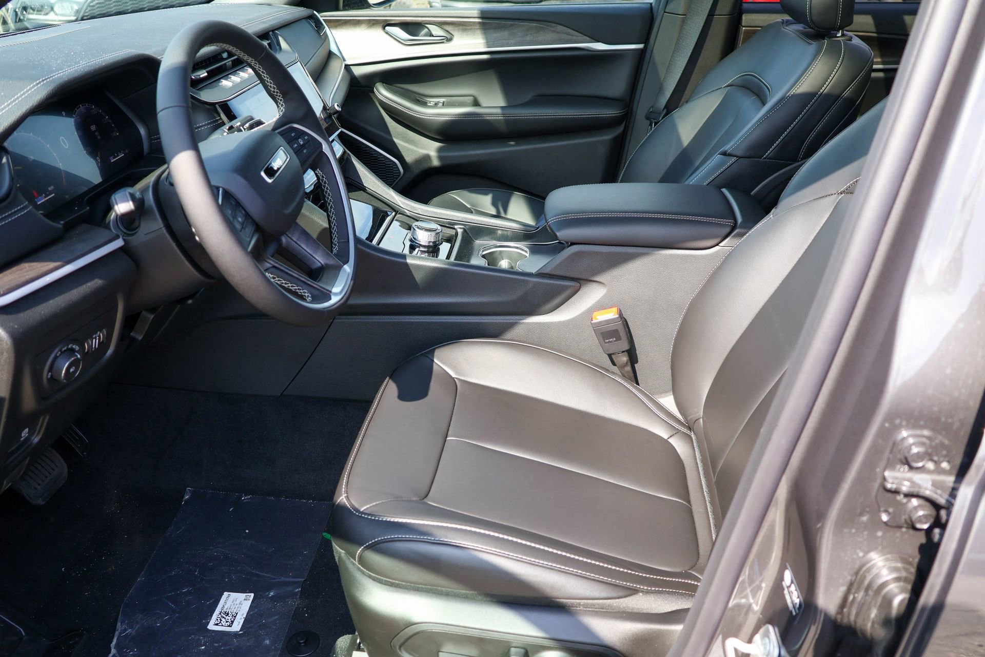 New 2026 Jeep Grand Cherokee Limited image 5