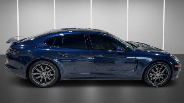 Used 2018 Porsche Panamera 4S AWD/4WD image 4