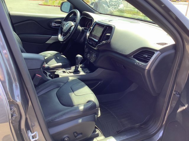 Used 2020 Jeep Cherokee High Altitude image 34