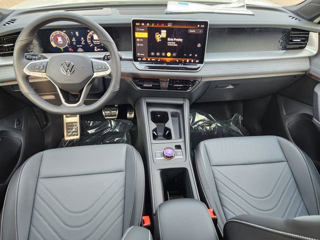 New 2026 Volkswagen Tiguan SE R-Line image 23