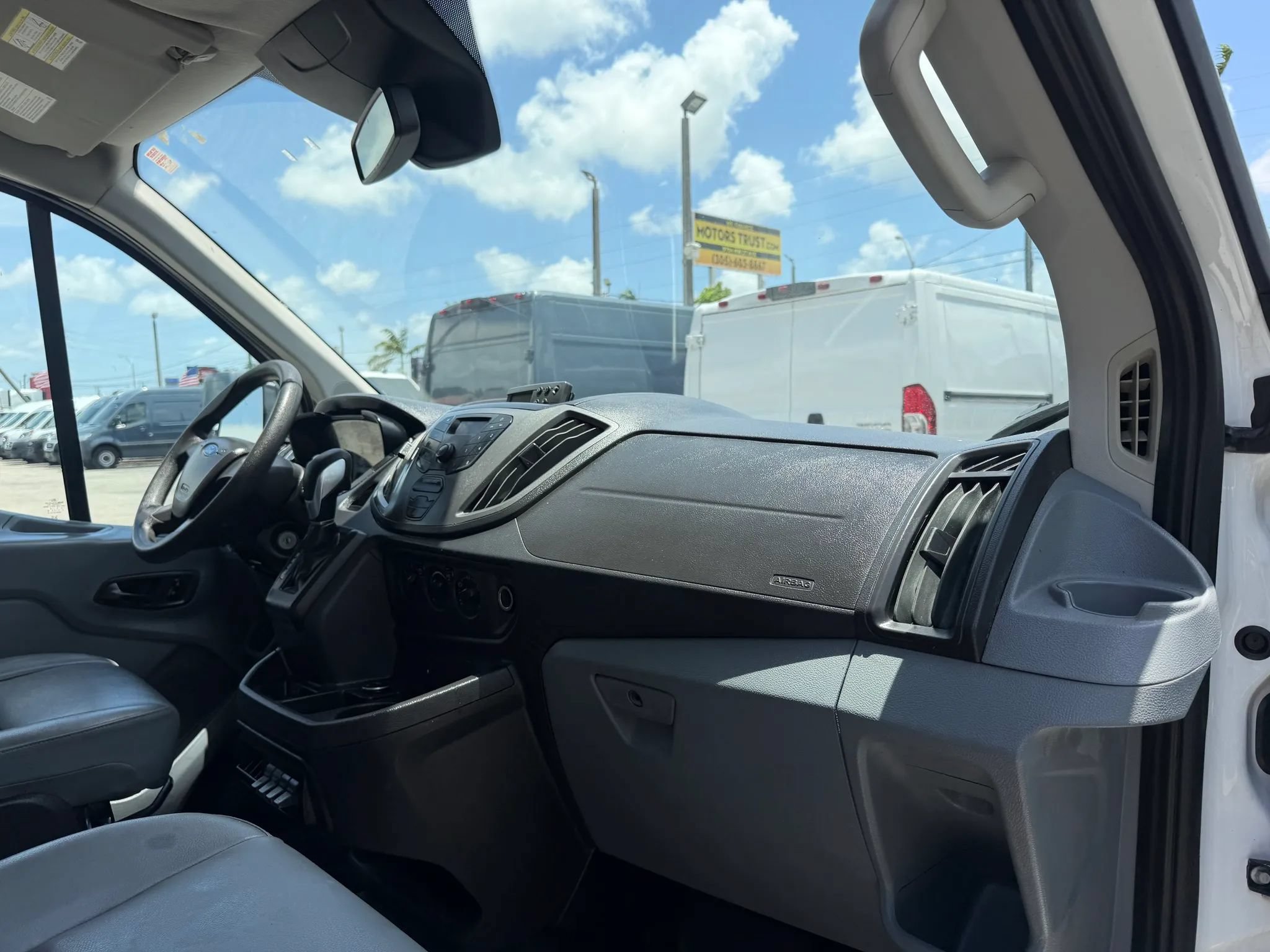 Used 2018 Ford Transit 150 130 Low Roof RWD image 16