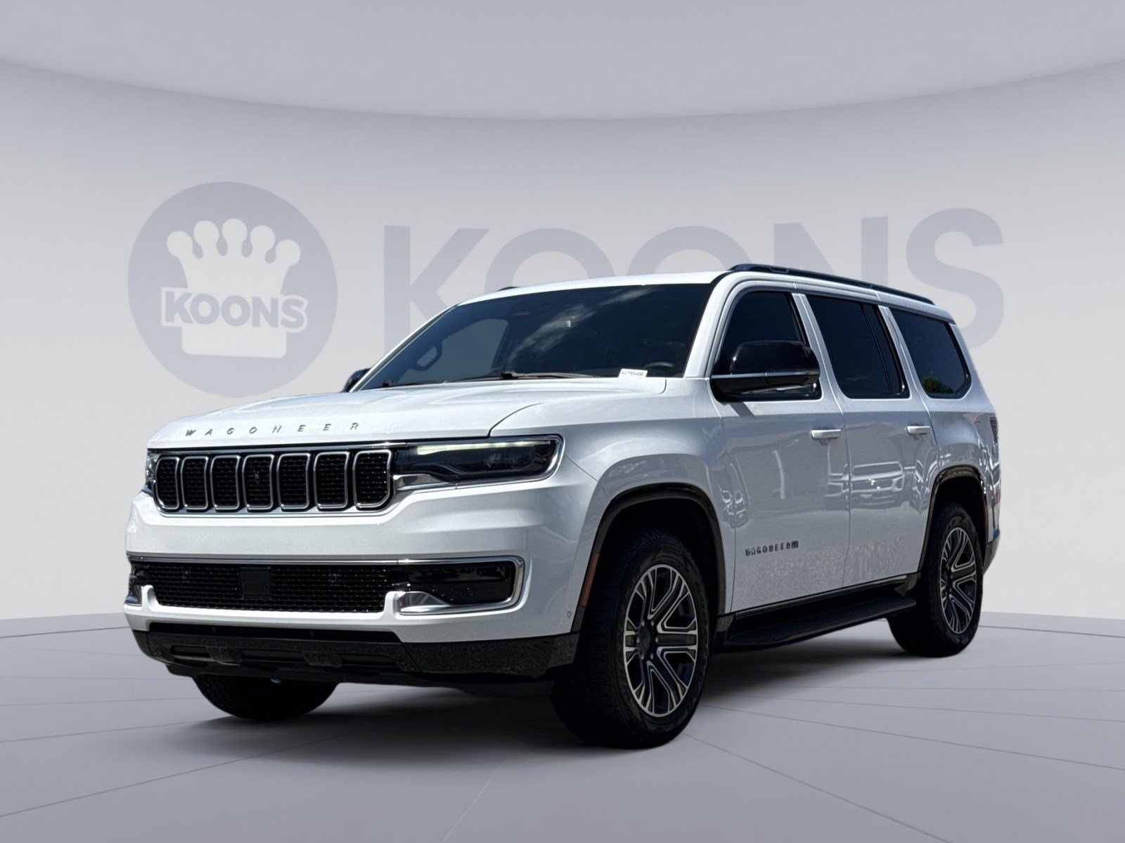 Used 2023 Jeep Wagoneer 4WD w/ Premium Group I image 1