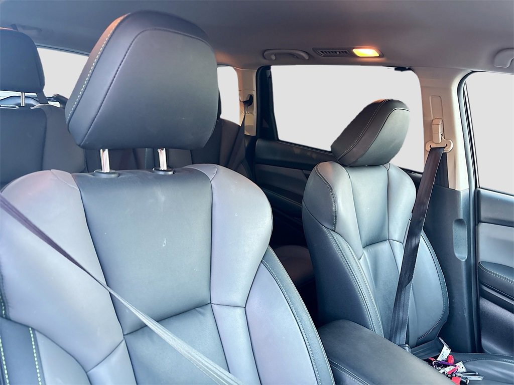 Used 2024 Subaru Ascent Limited image 29