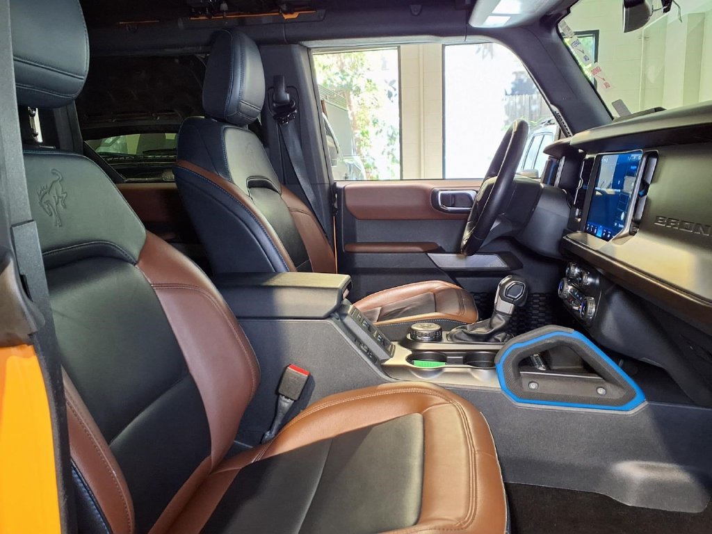 Certified 2022 Ford Bronco Outer Banks w/ Sasquatch Package AWD/4WD image 28