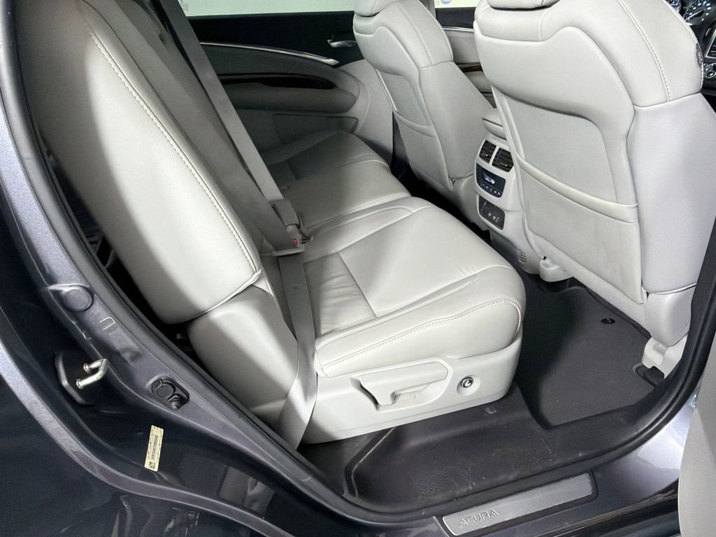 Used 2017 Acura MDX SH-AWD w/ Technology Package image 17