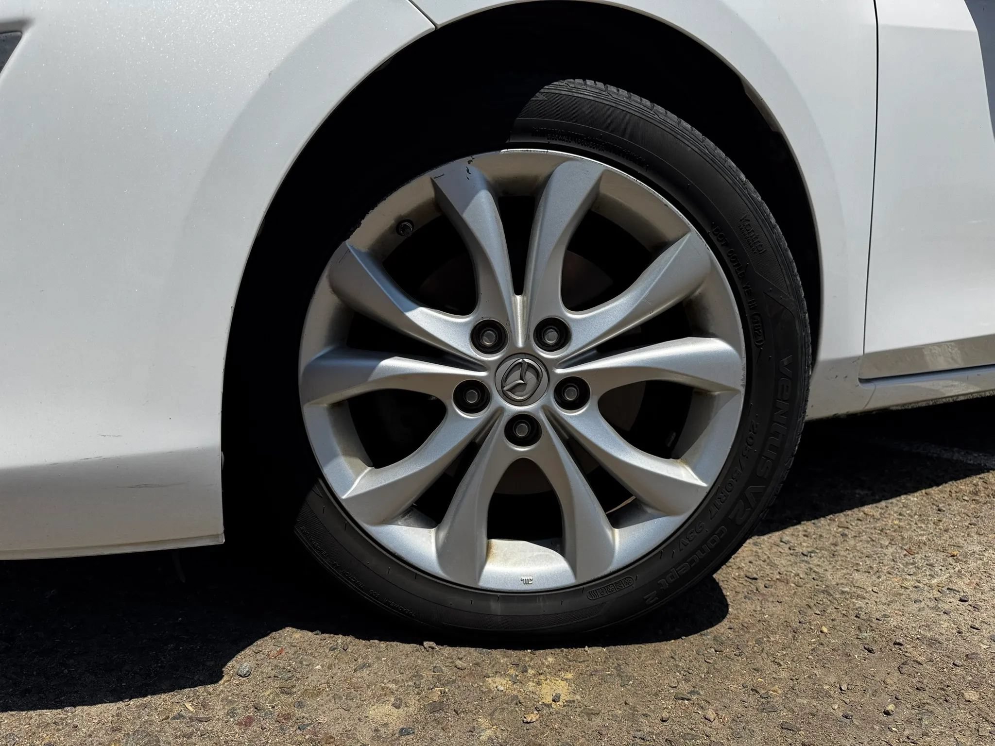 Used 2011 MAZDA MAZDA3 s Sport w/ Tech Pkg FWD image 9