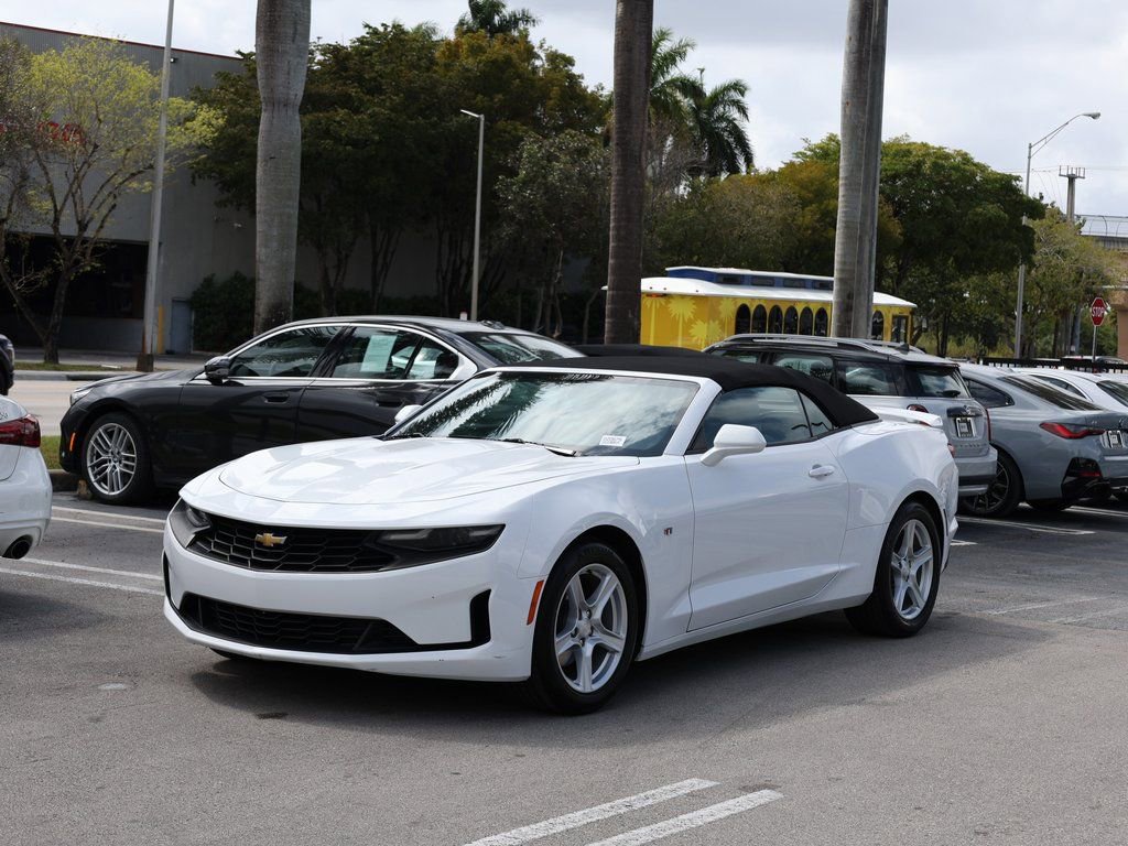 Used 2023 Chevrolet Camaro LT image 1