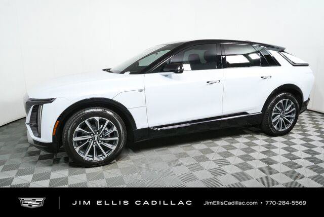 New 2027 Cadillac Lyriq Sport RWD image 31
