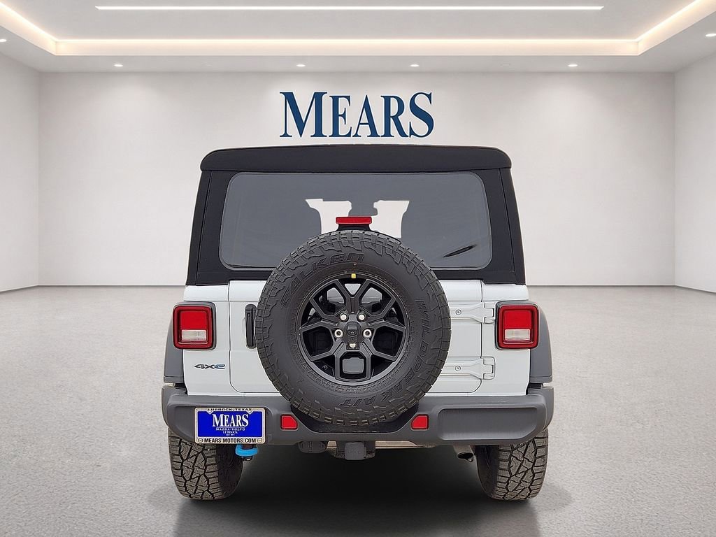 Used 2024 Jeep Wrangler Unlimited AWD/4WD image 4