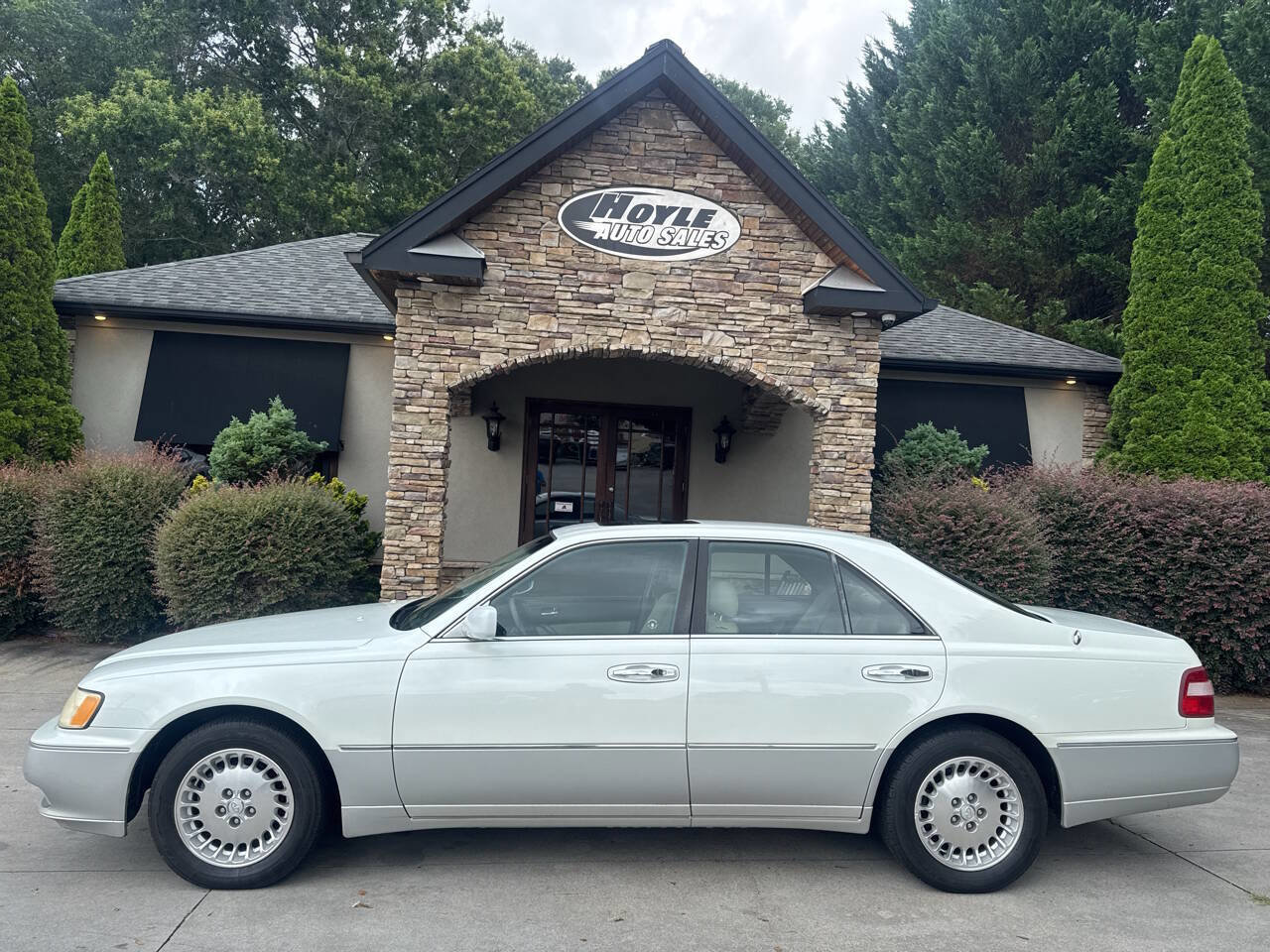 Used 1999 INFINITI Q45