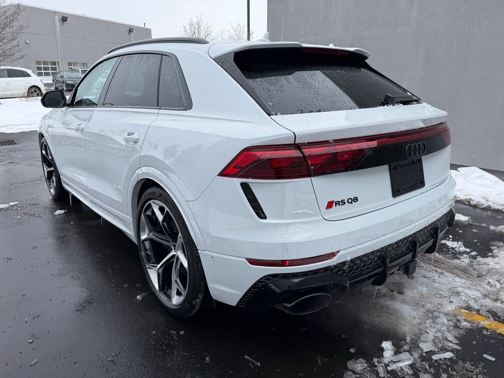 New 2026 Audi RS Q8 performance image 3