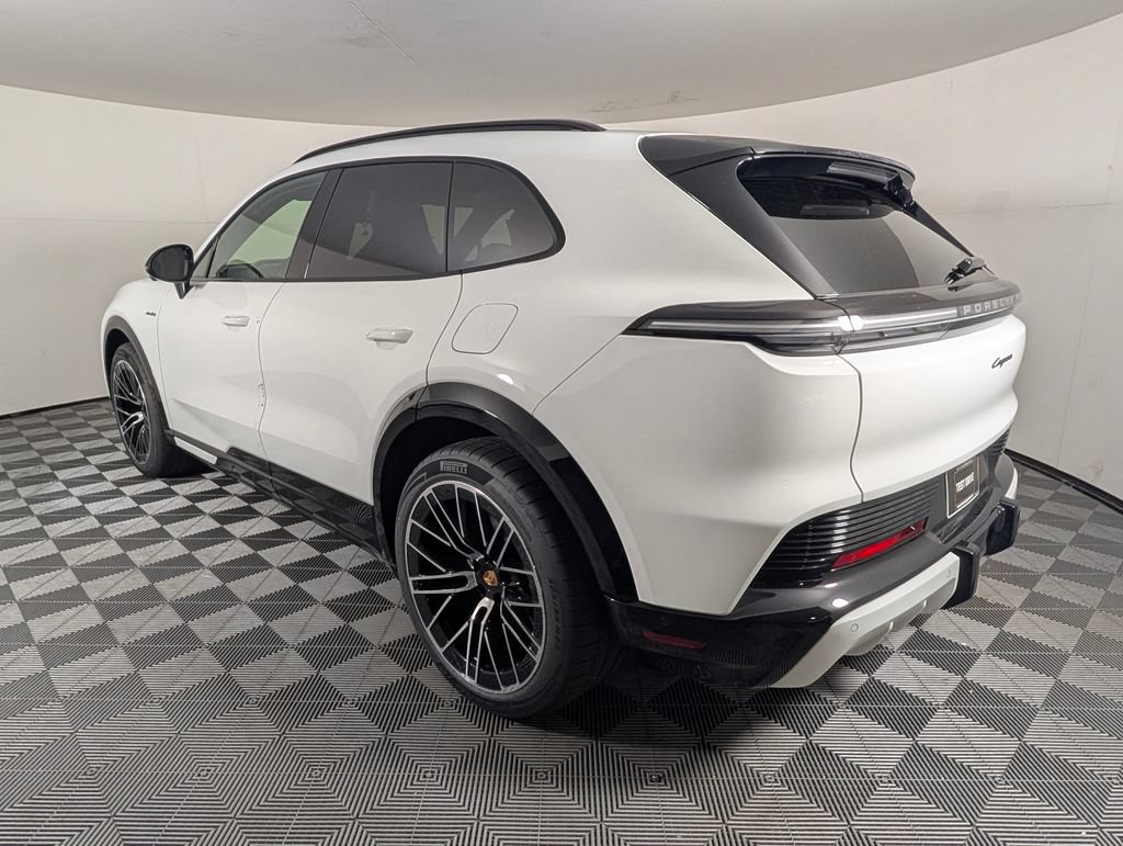 New 2026 Porsche Cayenne Electric AWD/4WD image 3