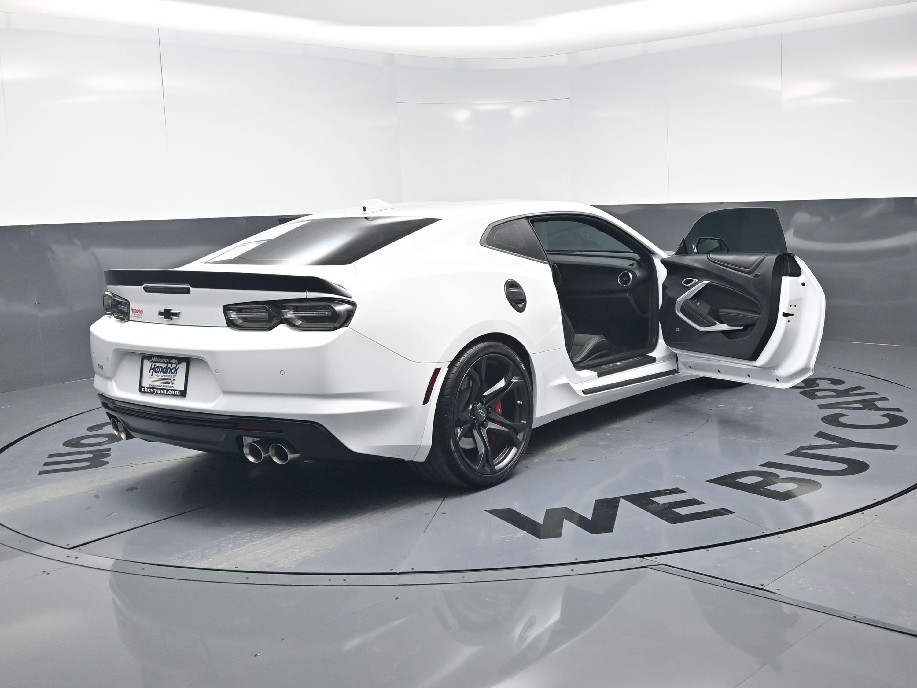 Used 2023 Chevrolet Camaro SS RWD image 26