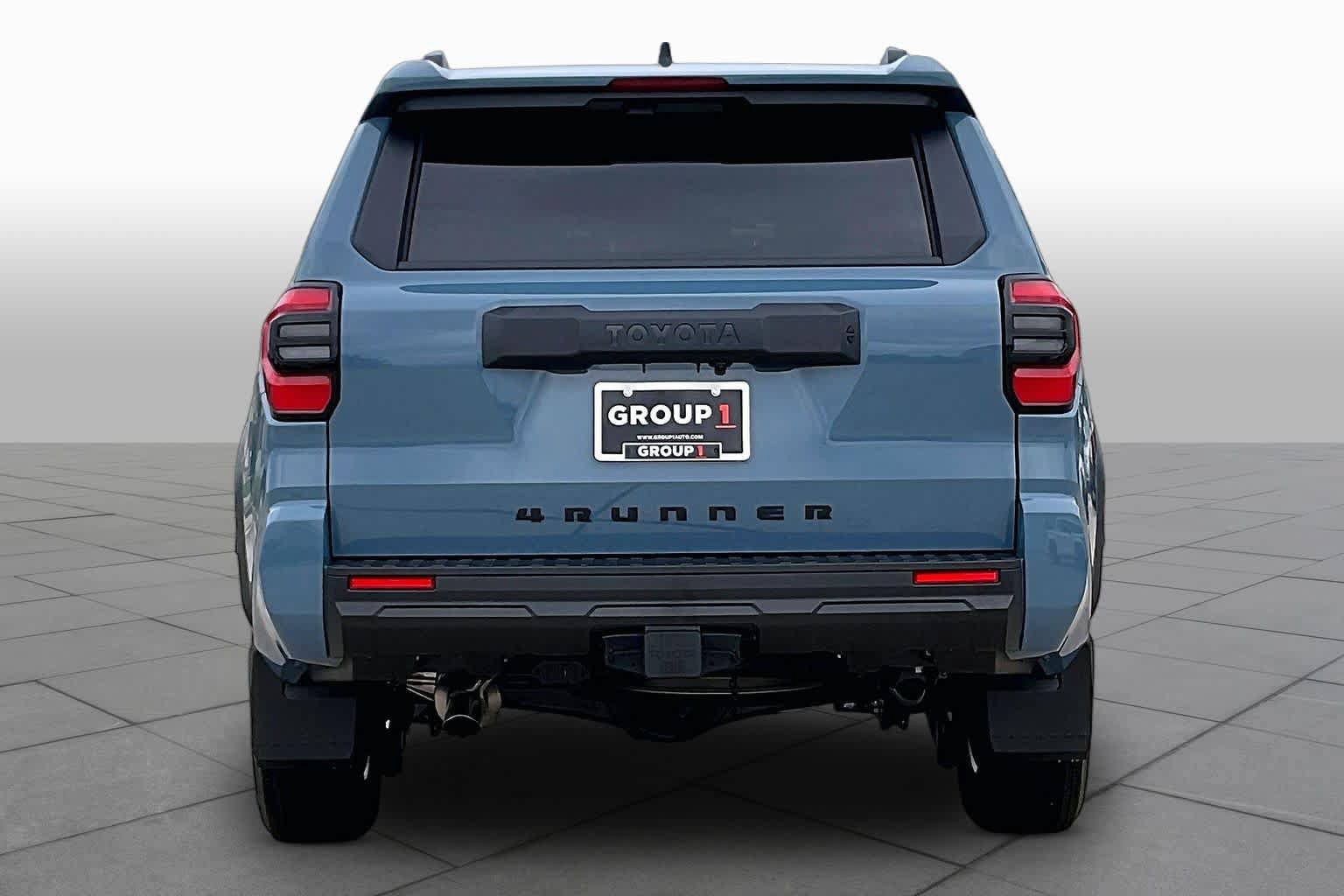 New 2026 Toyota 4Runner SR5 AWD/4WD image 4