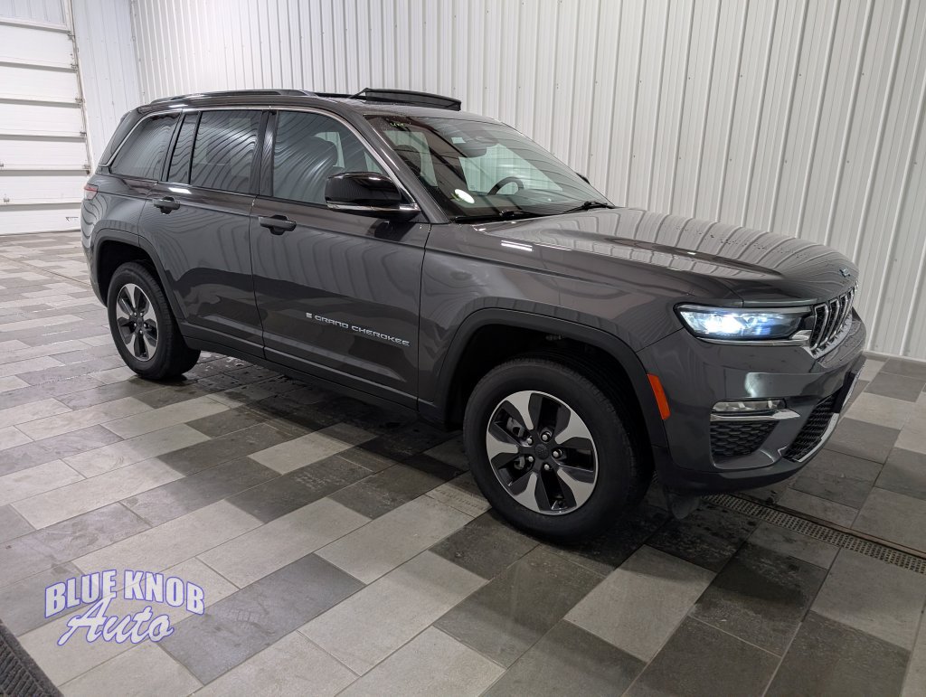 Used 2024 Jeep Grand Cherokee Limited 4xe AWD/4WD image 5