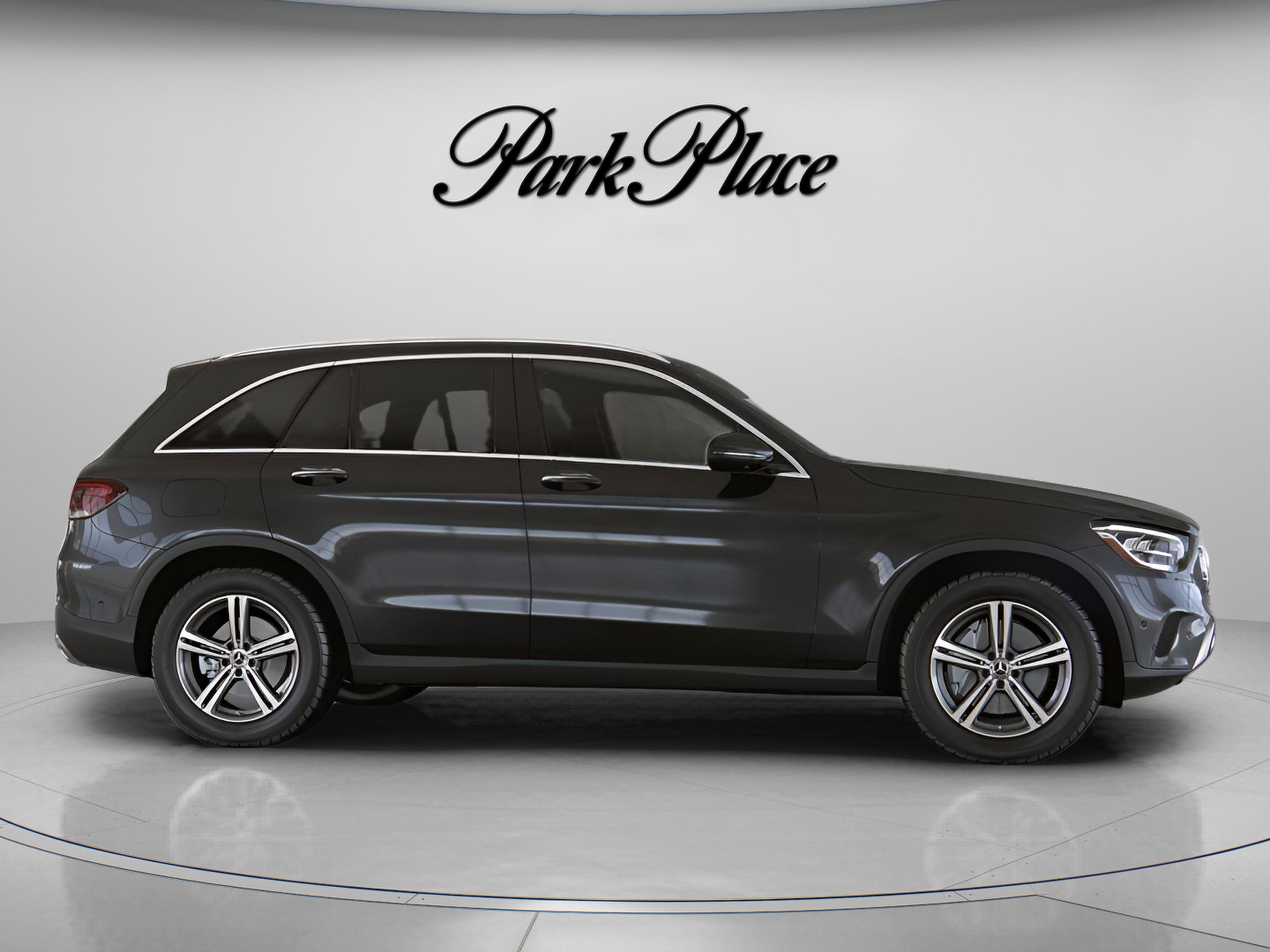 Used 2021 Mercedes-Benz GLC 300 image 27