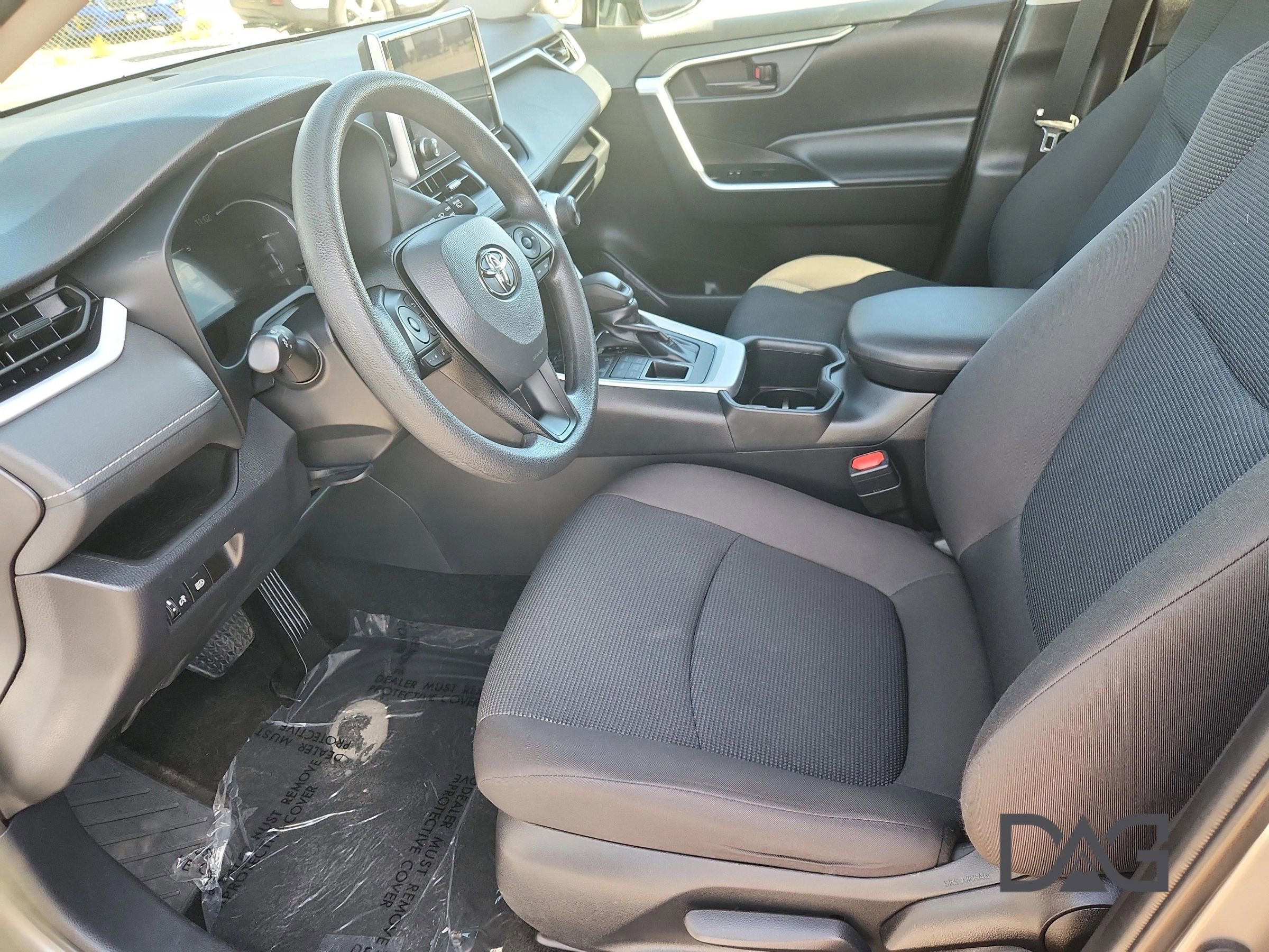 Used 2024 Toyota RAV4 LE image 14