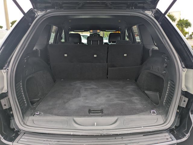 Used 2016 Jeep Grand Cherokee Laredo RWD image 16