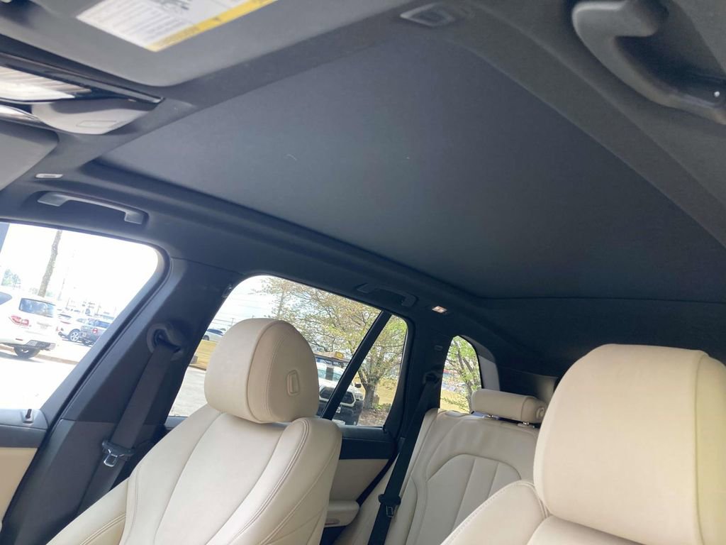 Used 2021 BMW X5 sDrive40i w/ Convenience Package image 13