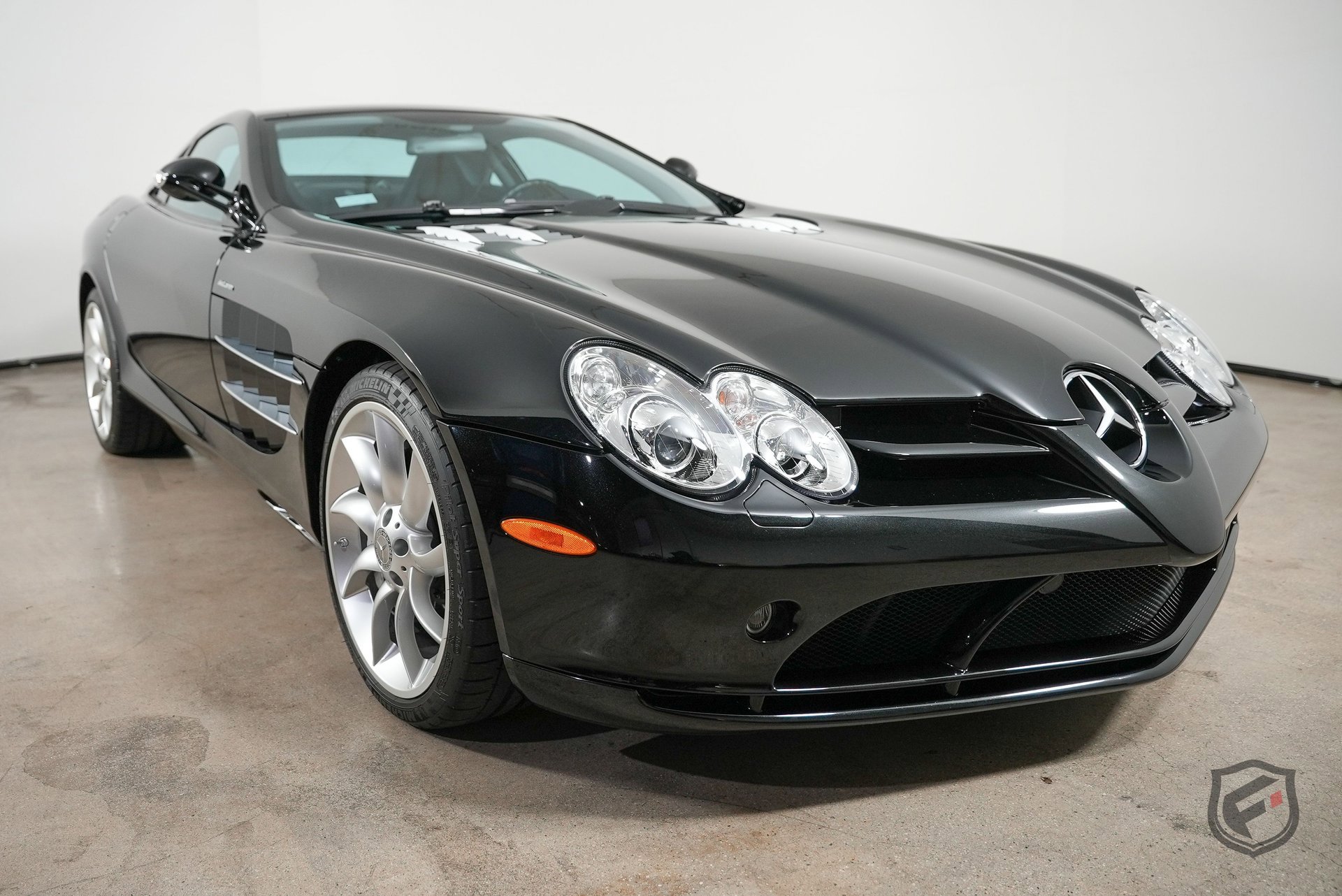Used 2006 Mercedes-Benz SLR 2dr Cpe 5.5L image 4