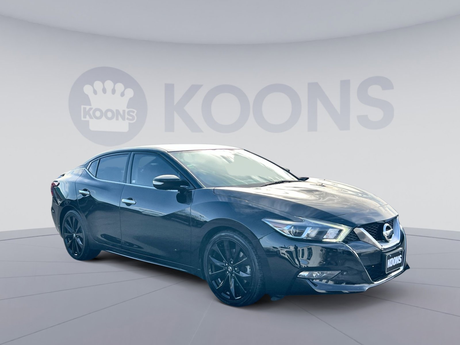 Used 2017 Nissan Maxima SR w/ Midnight Edition image 10