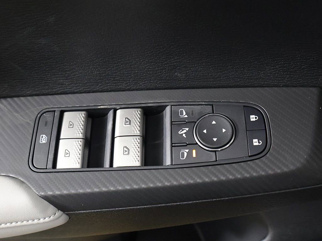 New 2026 Mitsubishi Outlander SE FWD image 40