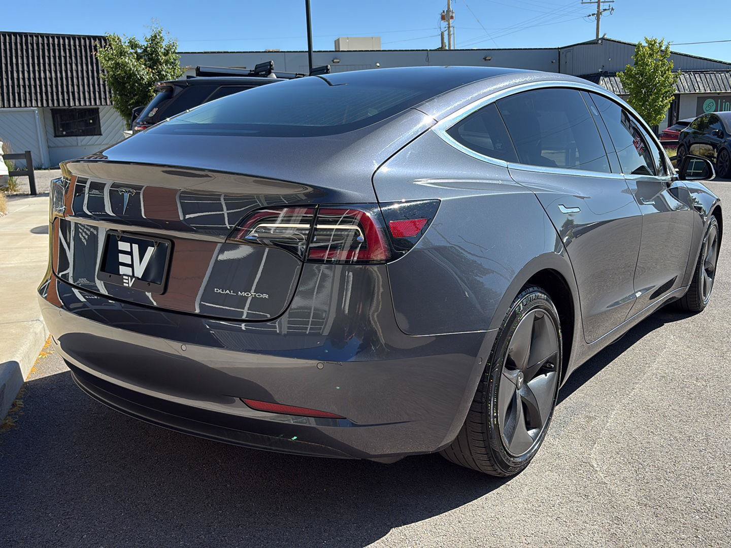Used 2018 Tesla Model 3 Long Range AWD/4WD image 8