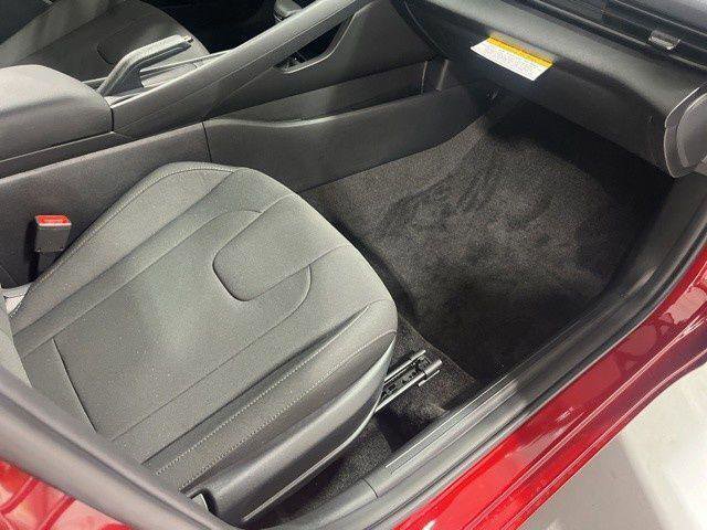 New 2026 Hyundai Elantra Sport w/ Cargo Package image 21