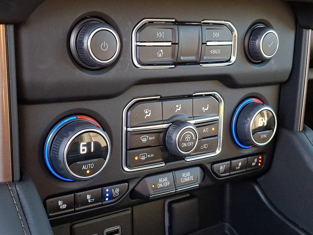 Used 2023 Chevrolet Tahoe High Country AWD/4WD image 14