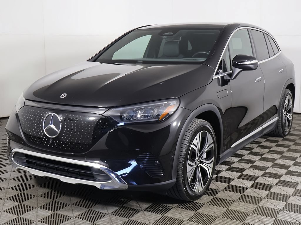 Used 2023 Mercedes-Benz EQE 350+ 4MATIC SUV image 11
