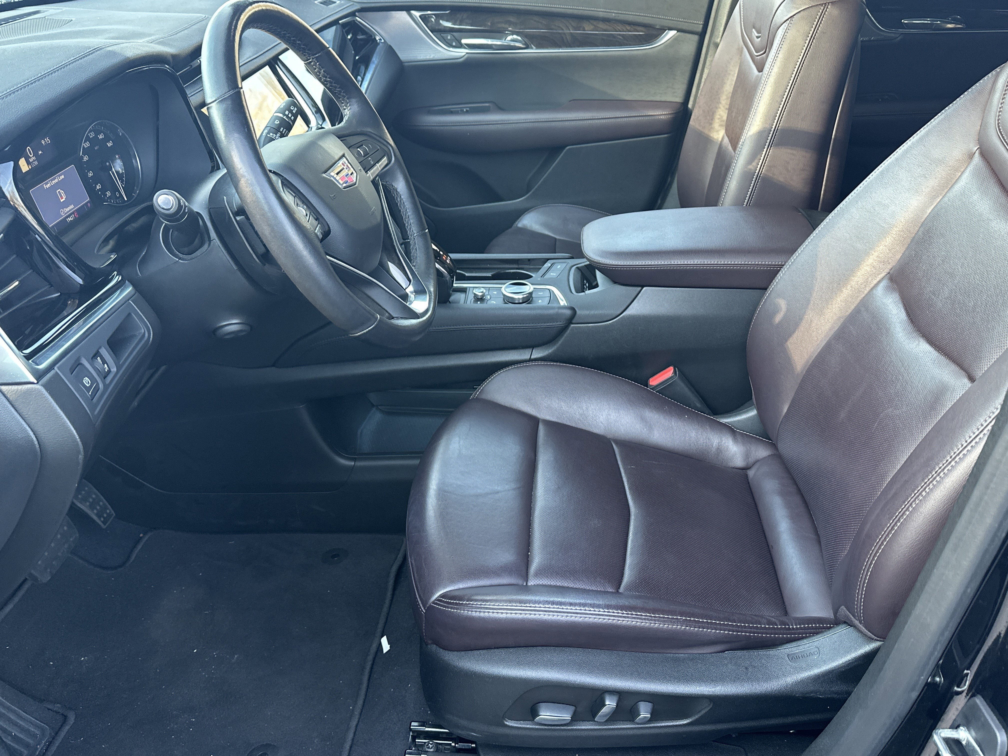 Certified 2023 Cadillac XT6 Premium Luxury image 9