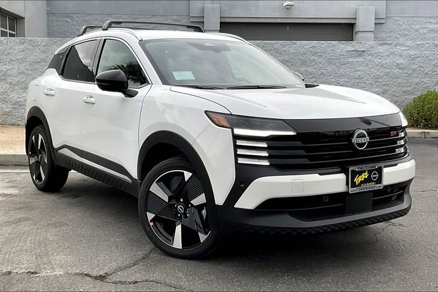 New 2026 Nissan Kicks SR image 13