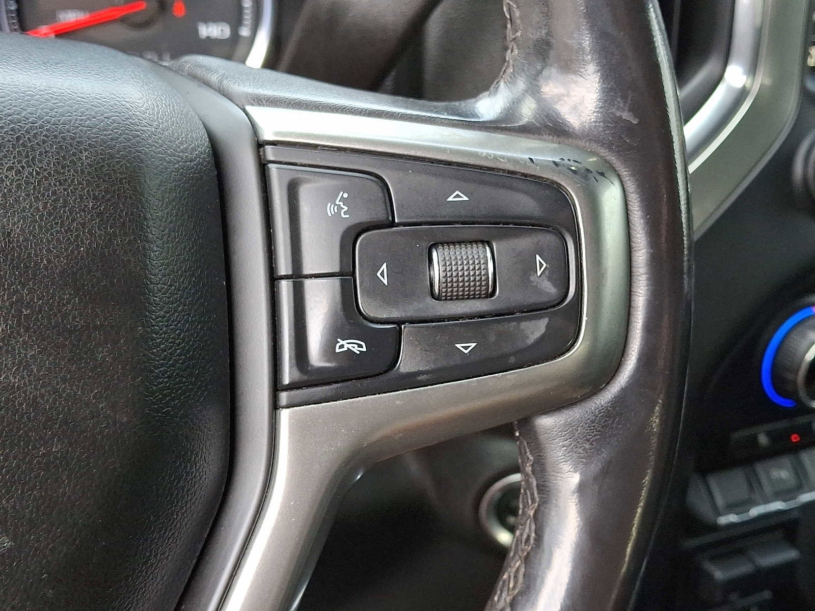 Used 2021 Chevrolet Silverado 1500 LT Trail Boss w/ Convenience Package II image 21