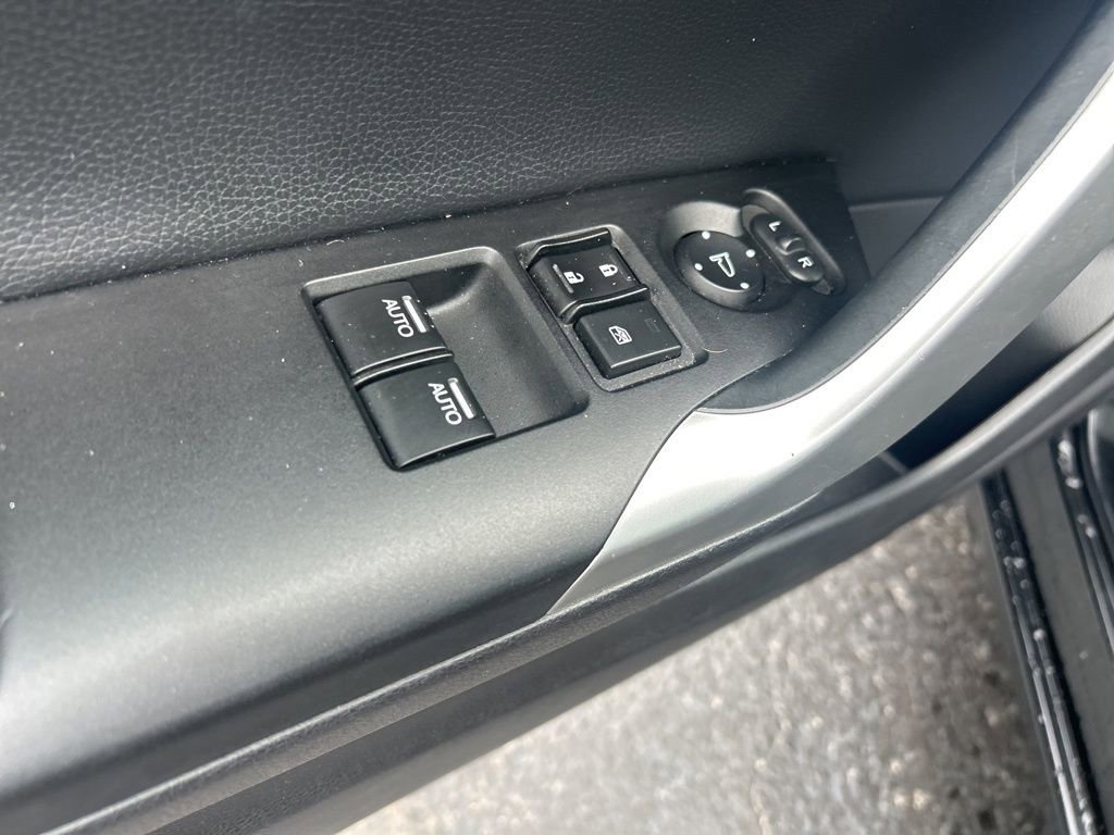 Used 2013 Honda Accord EX image 27